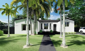 Modern home in Miami Shores!